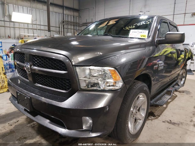 Ram 1500 Express  4x4 5'7 Box