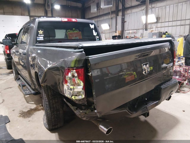 Ram 1500 Express  4x4 5'7 Box