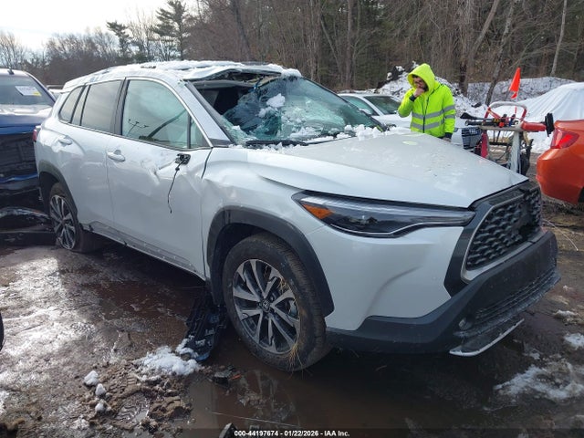 Salvage Toyota Corolla Image