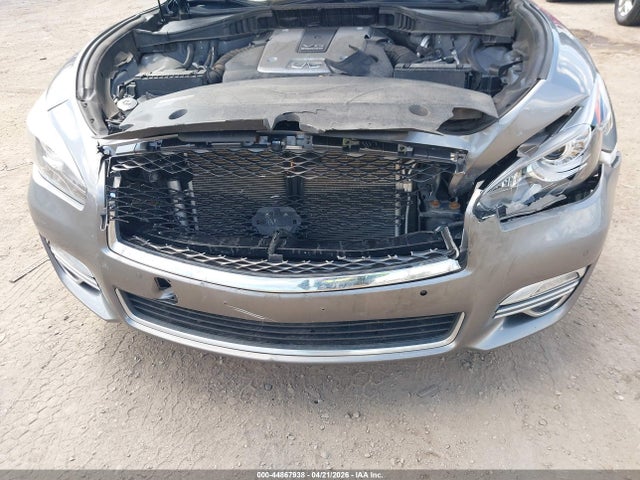 INFINITI Q70 3.7x Luxe