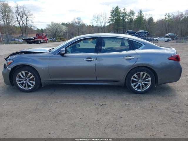 INFINITI Q70 3.7x Luxe