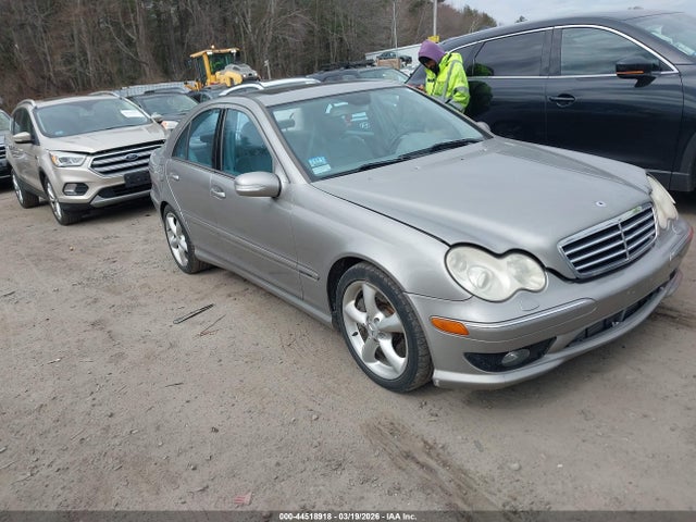 Salvage Mercedes-Benz C-Class Image