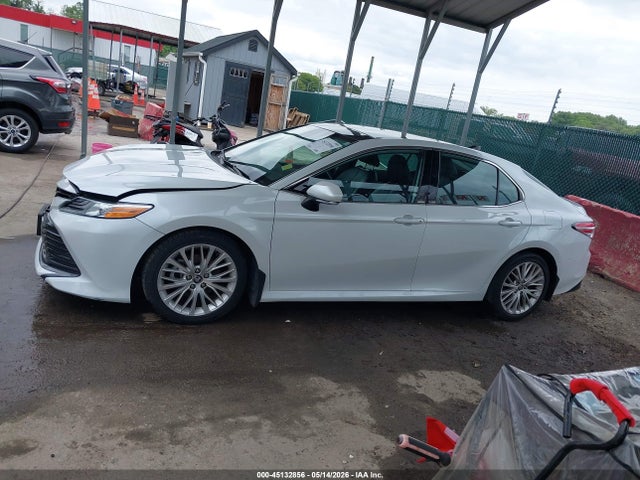 Toyota Camry Xle
