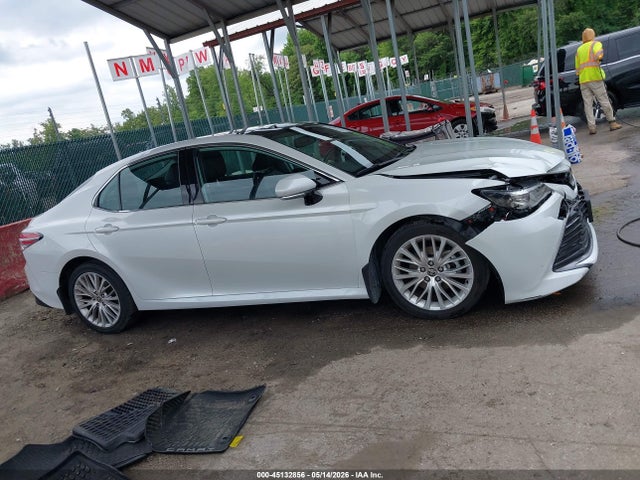 Toyota Camry Xle