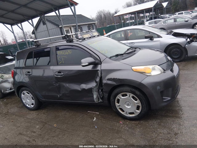 Scion xD