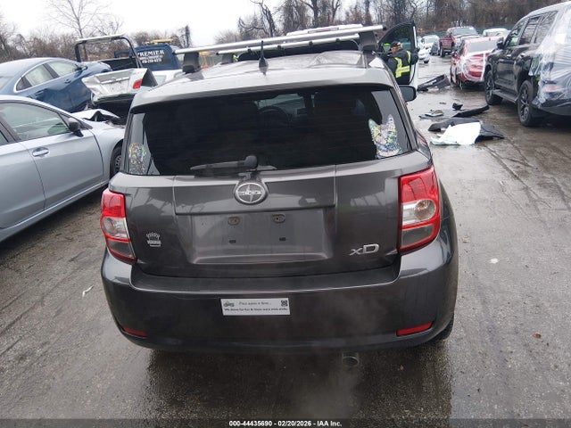 Scion xD