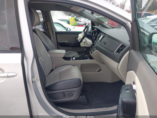 Kia Sedona Sx