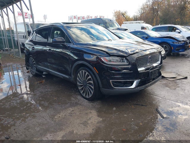 Salvage Lincoln Nautilus Image
