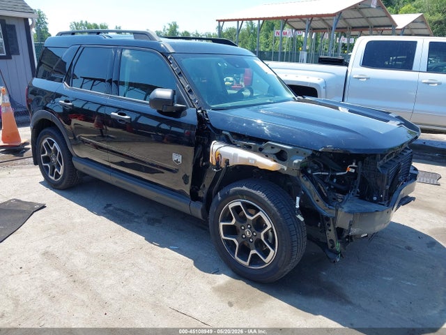 Salvage Ford Bronco Image