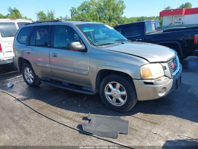 Salvage GMC Envoy Image