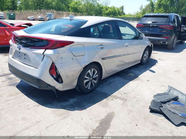 Toyota Prius Prime Plus