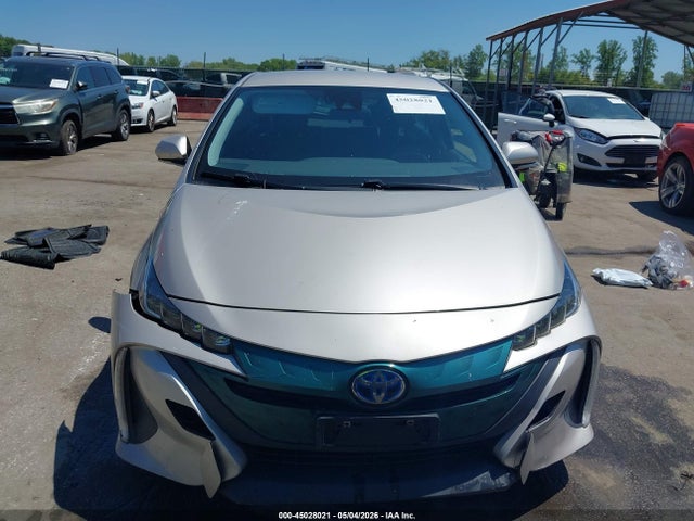Toyota Prius Prime Plus