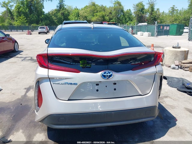 Toyota Prius Prime Plus