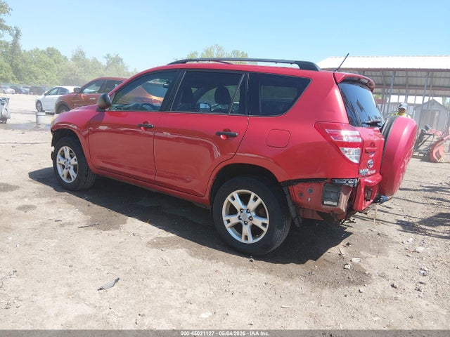 Toyota RAV4 Base V6