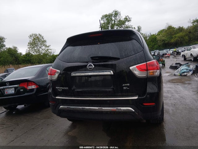 Nissan Pathfinder Sl