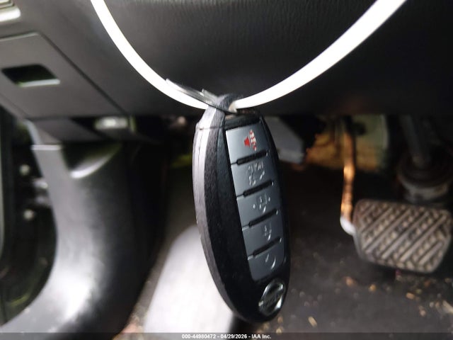 Nissan Pathfinder Sl