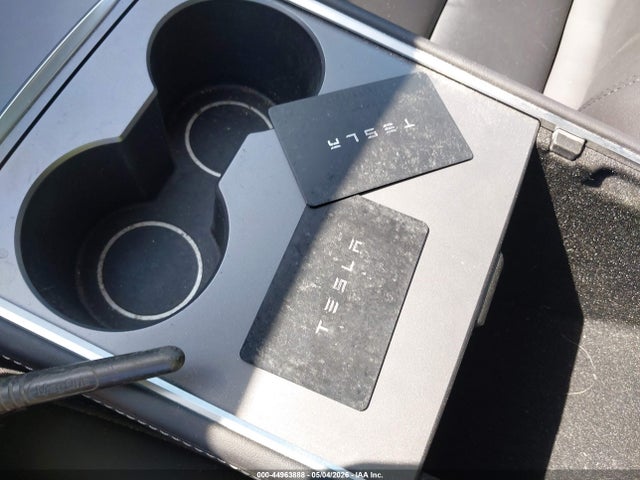 Tesla Model 3 Long Range Dual Motor All-wheel Drive