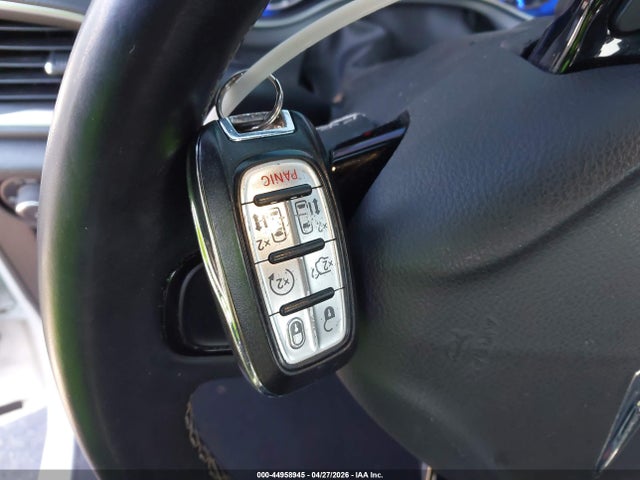 Chrysler Pacifica Touring L Plus