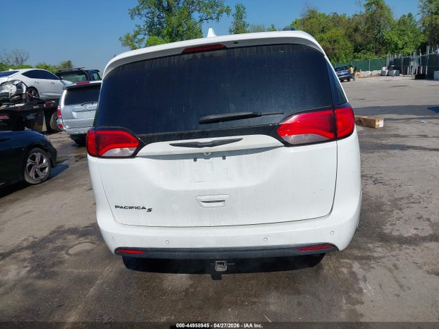 Chrysler Pacifica Touring L Plus