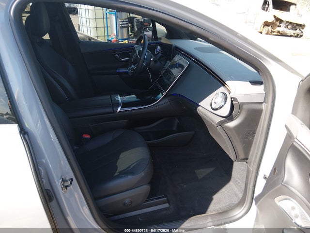 Mercedes-Benz EQE 4matic