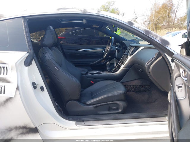INFINITI Q60 3.0t Luxe