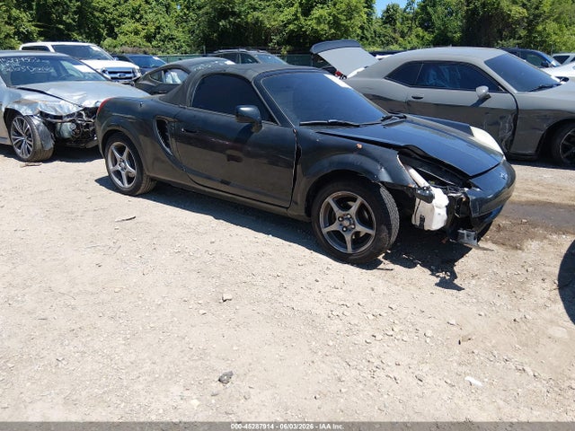 Salvage Toyota MR2 Image