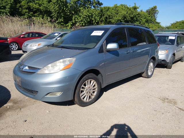 Toyota Sienna Limited