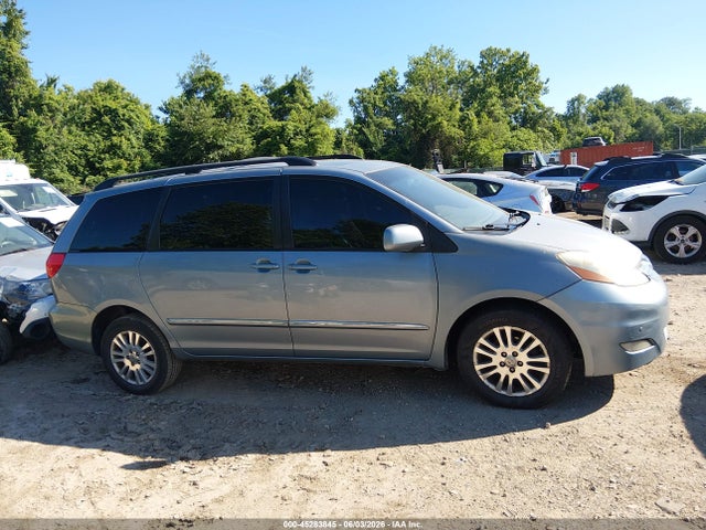 Toyota Sienna Limited