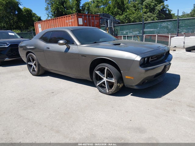Salvage Dodge Challenger Image
