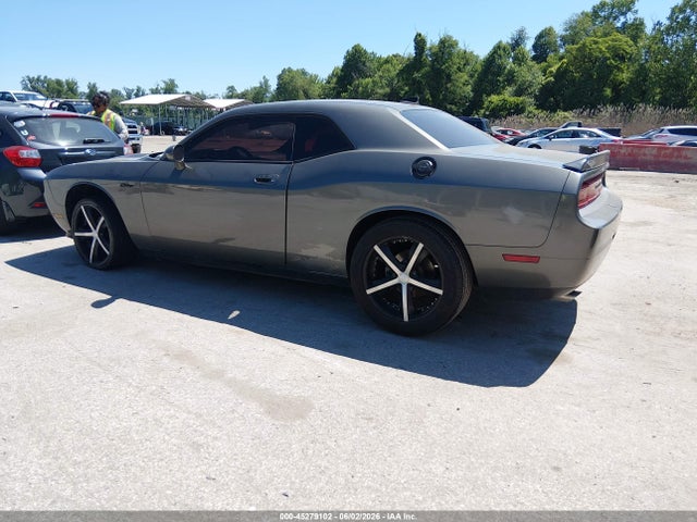 Dodge Challenger Se