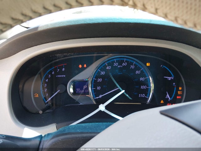 Toyota Sienna Xle V6