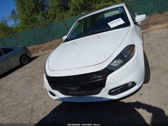 Dodge Dart Sxt