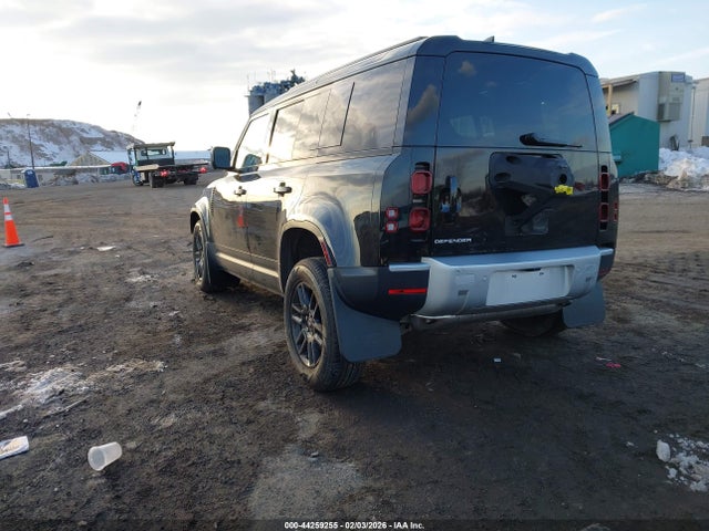 Land Rover Defender 110 P300