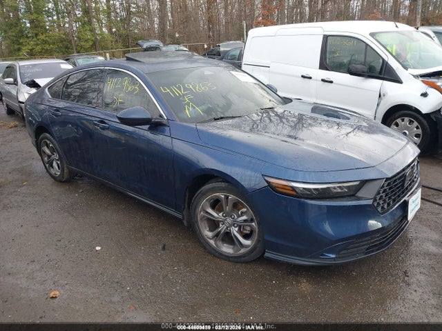 Salvage Honda Accord Image