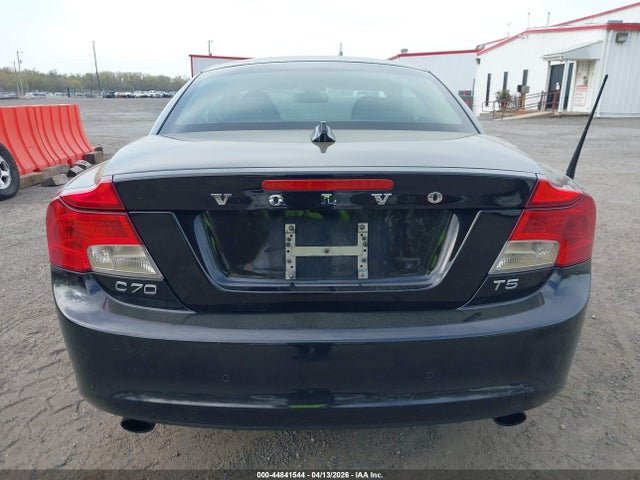 Volvo C70 T5