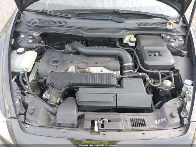 Volvo C70 T5