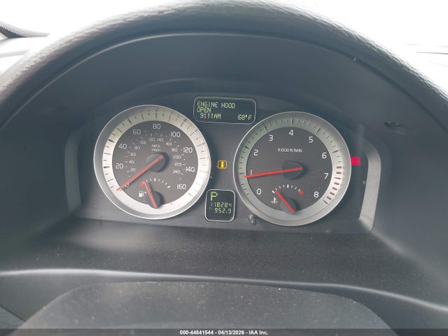 Volvo C70 T5