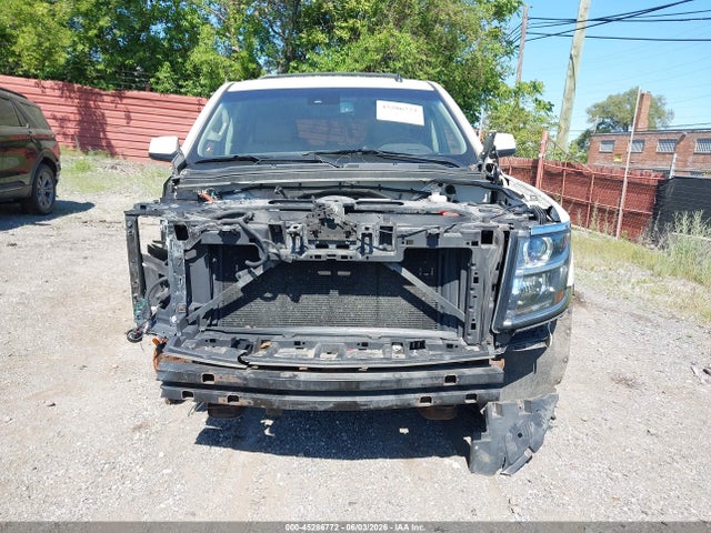 Chevrolet Suburban 1500 Lt