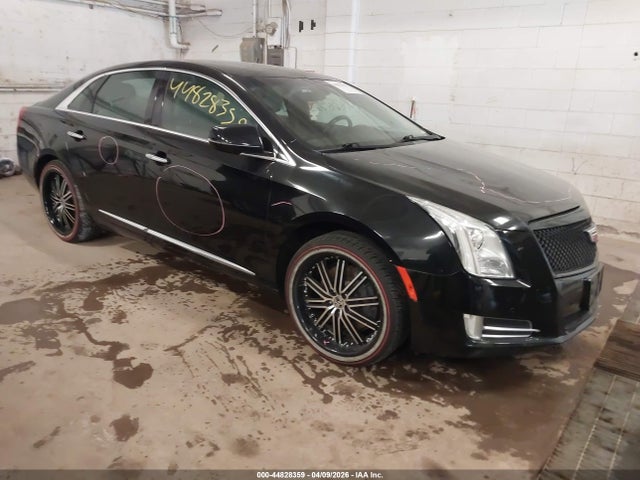 Salvage Cadillac XTS Image