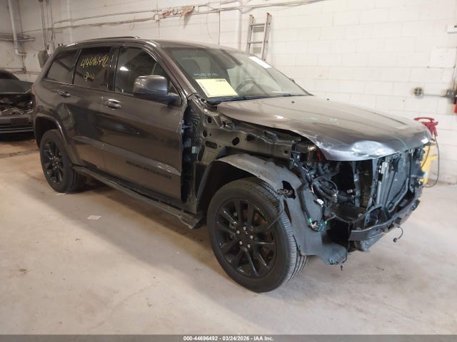 Salvage Jeep Grand Cherokee Image