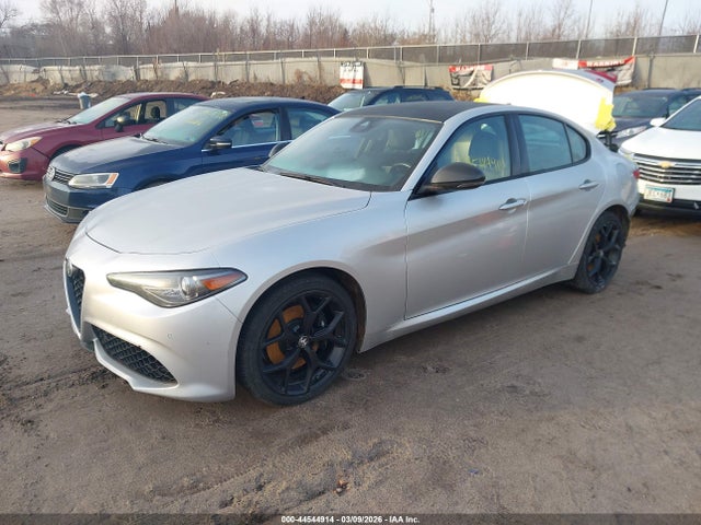 Alfa Romeo Giulia Sport Awd