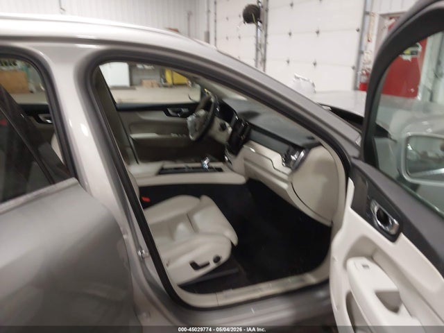 Volvo XC60 B5 Inscription