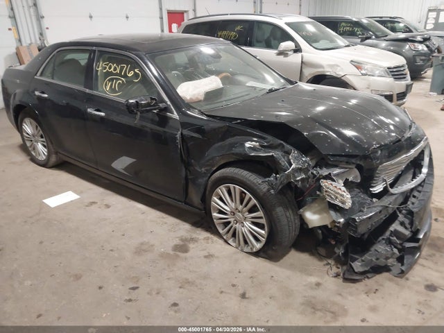 Salvage Chrysler 300c Image
