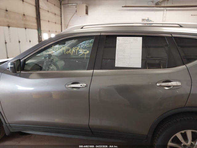 Nissan Rogue Sv