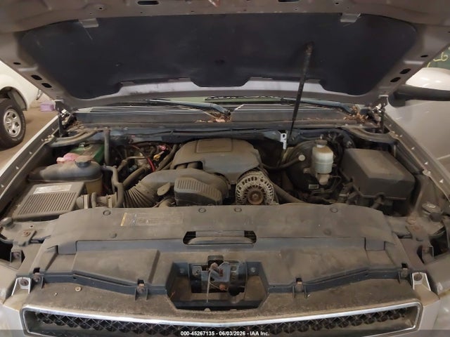 Chevrolet Suburban 1500 Lt