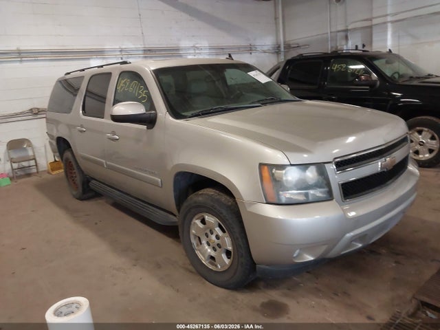 Salvage Chevrolet Suburban 1500 Image