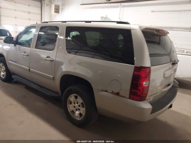 Chevrolet Suburban 1500 Lt