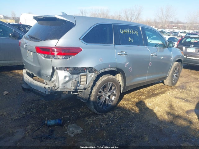Toyota Highlander Le Plus