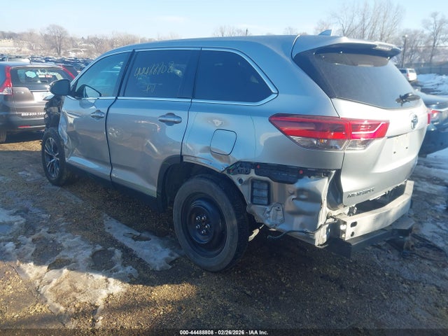 Toyota Highlander Le Plus