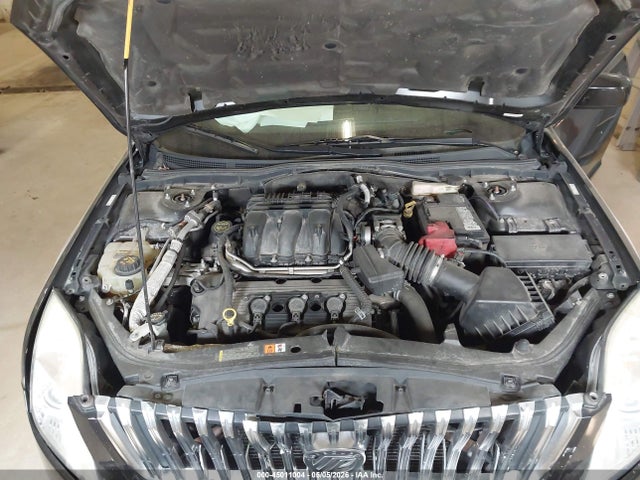 Mercury Milan Premier